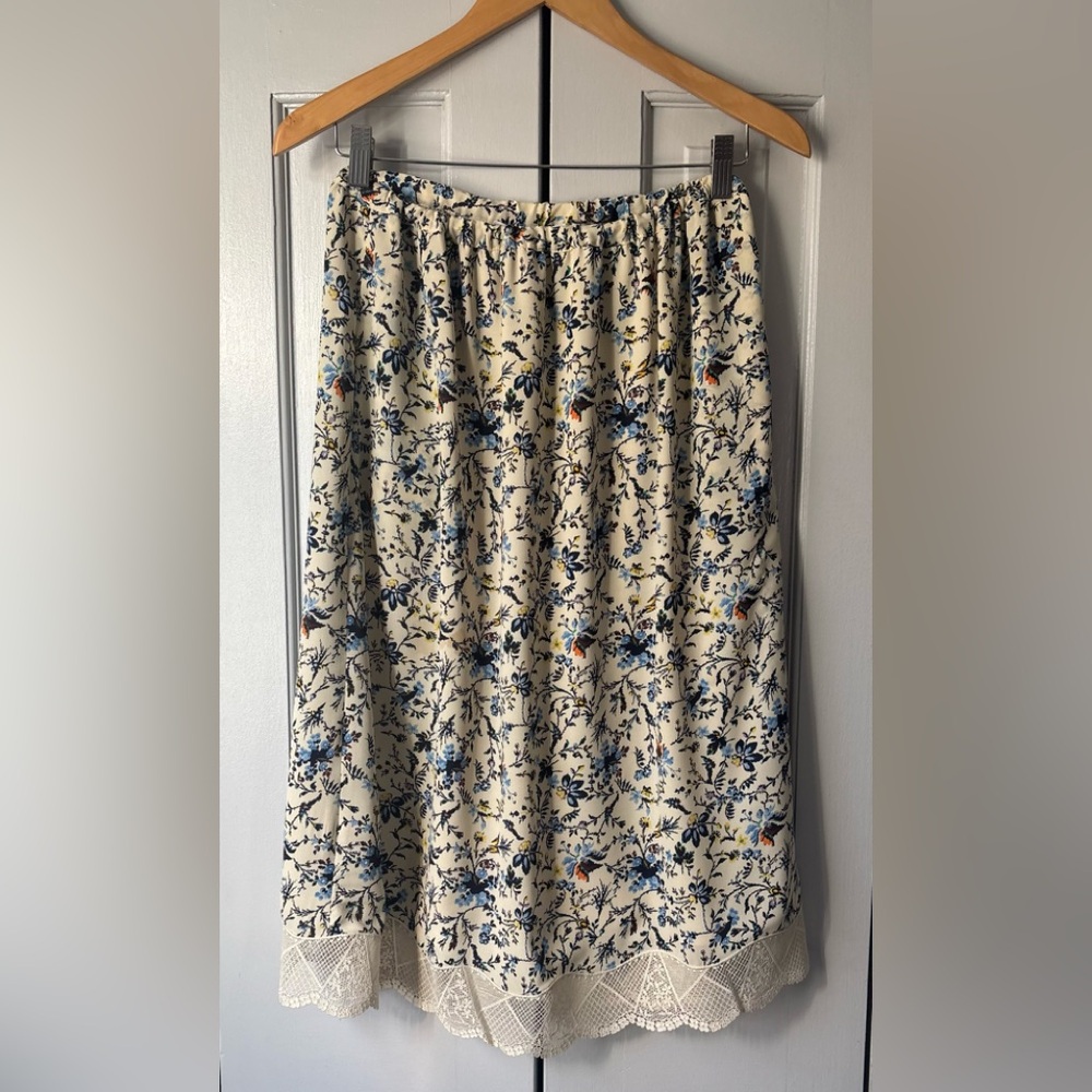 Gerard Darel Floral lined A-Line Skirt in Cream and Blue size 2.